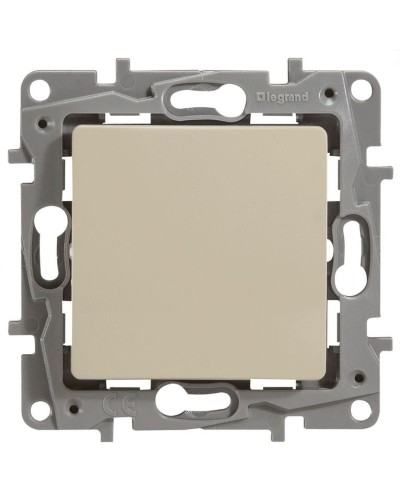 Выключатель 10AX-250В ETIKA, слоновая кость (672301). Выключатель. LegranD в Курске